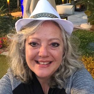 Meet your Posher, Jodeana